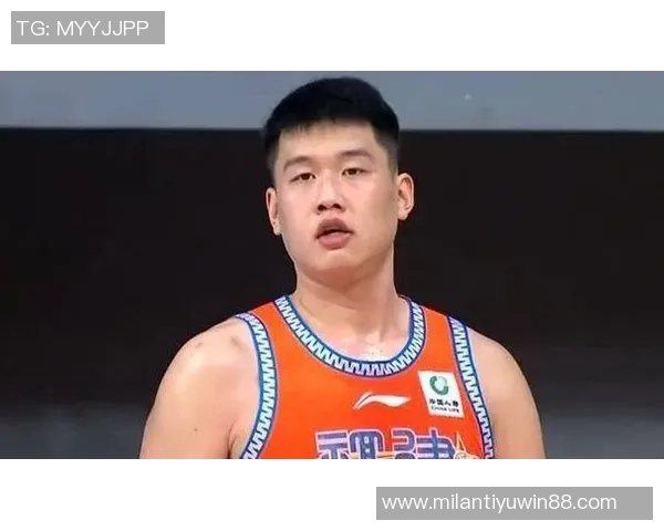 文班半场表现抢眼尽管失误增多依然贡献11分8板2帽