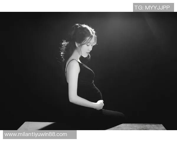 小蜘蛛分享女友孕照期待新生命降临阿玛德奥即将迎来首秀时刻