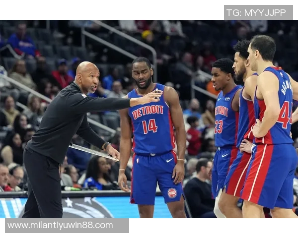 快船苦战联盟倒数第三雷霆球迷欢欣鼓舞享受比赛乐趣 快船苦战联盟倒数第三雷霆球迷欢欣鼓舞享受比赛乐趣