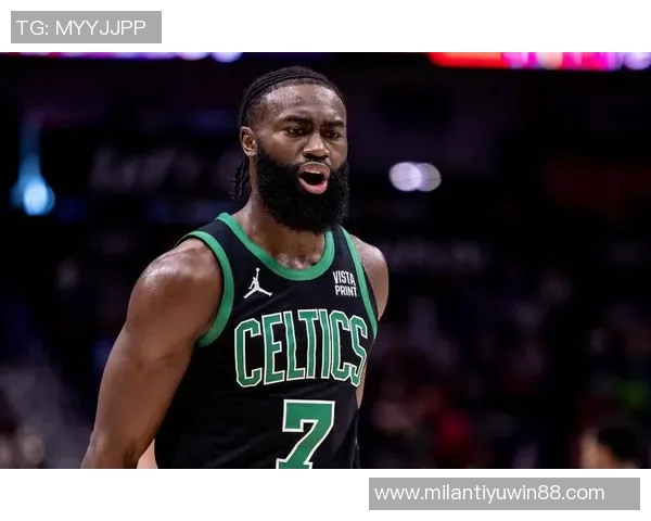 新的受害者曝光杰伦布朗发际线粉再引热议霍兰肩膀黑色伤痕引关注